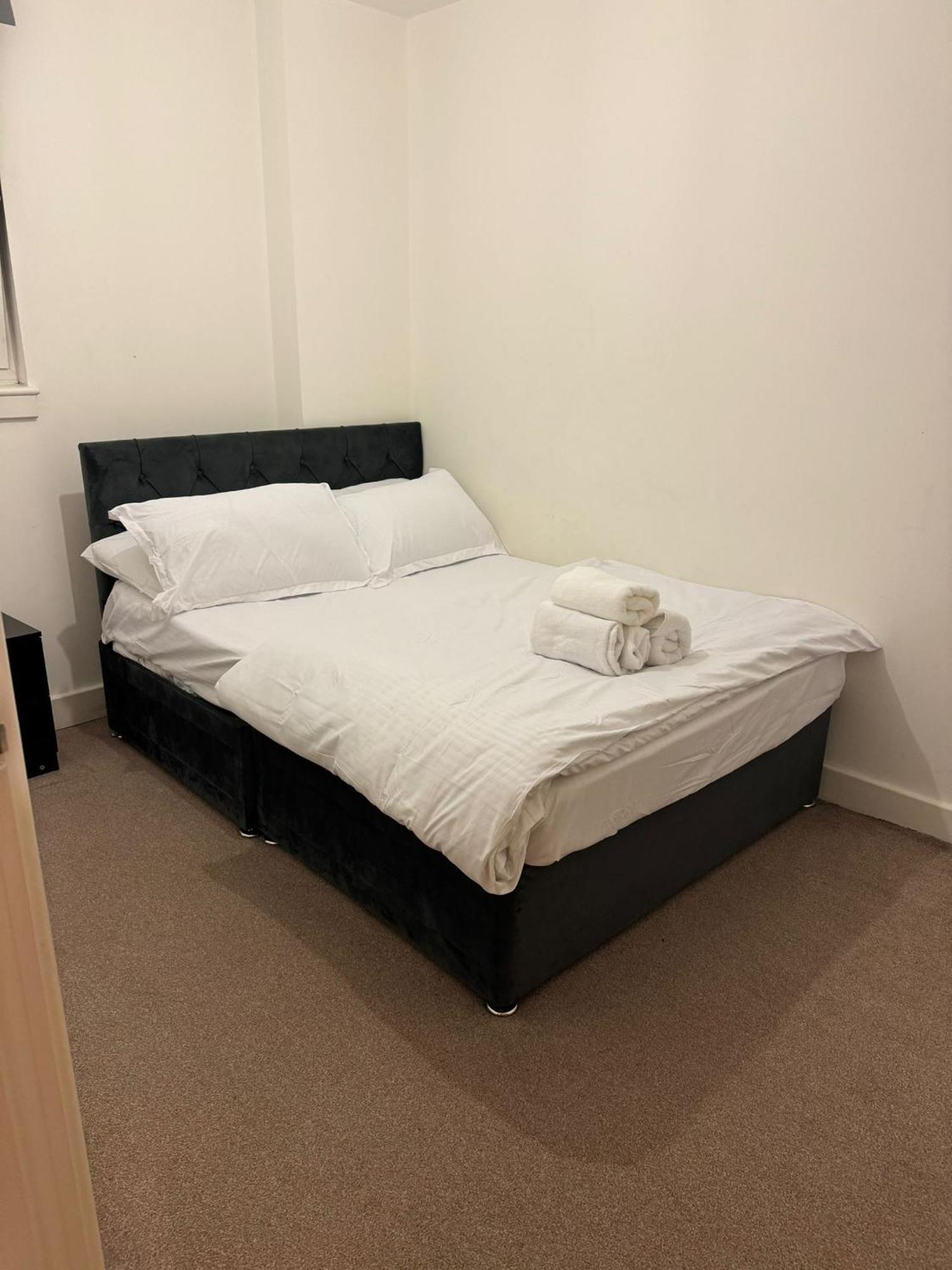 Spacious 2 Bedrooms Apartment In Stratford Londres Exterior foto